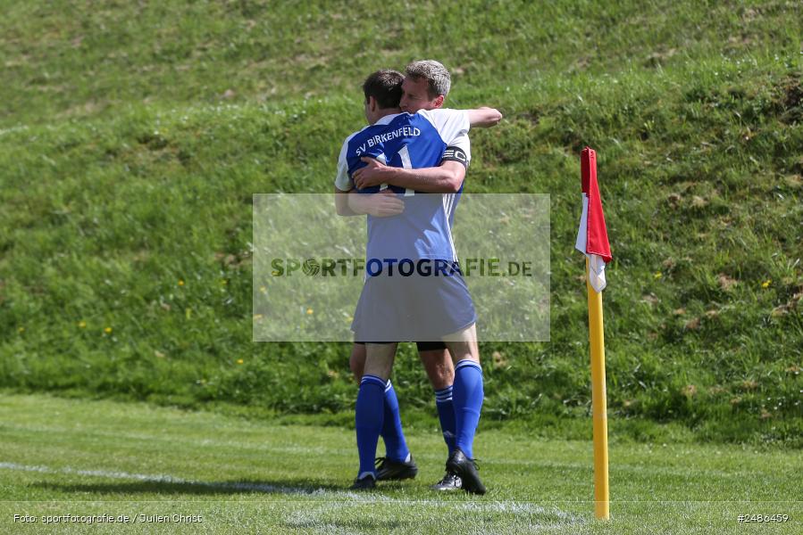 sport, action, Sportgelände, Siedler-SV Kitzingen, SVB, SV Birkenfeld, SSV, Fussball, Birkenfeld, Bezirksliga Unterfranken West, BFV, 28. Spieltag, 04.05.2025 - Bild-ID: 2486459 sport, action, Sportgelände, Siedler-SV Kitzingen, SVB, SV Birkenfeld, SSV, Fussball, Birkenfeld, Bezirksliga Unterfranken West, BFV, 28. Spieltag, 04.05.2025 - Bild-ID: 2486459