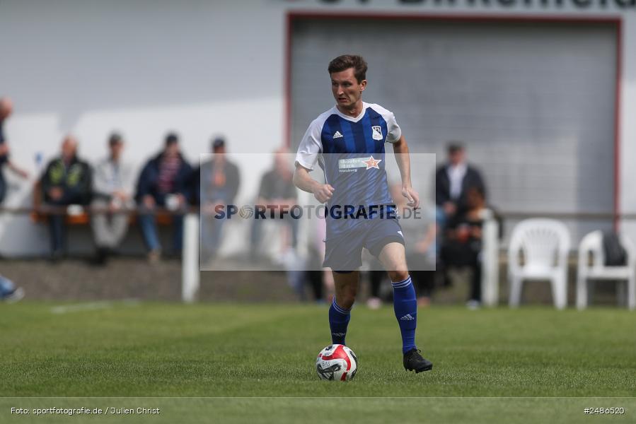 sport, action, Sportgelände, Siedler-SV Kitzingen, SVB, SV Birkenfeld, SSV, Fussball, Birkenfeld, Bezirksliga Unterfranken West, BFV, 28. Spieltag, 04.05.2025 - Bild-ID: 2486520 sport, action, Sportgelände, Siedler-SV Kitzingen, SVB, SV Birkenfeld, SSV, Fussball, Birkenfeld, Bezirksliga Unterfranken West, BFV, 28. Spieltag, 04.05.2025 - Bild-ID: 2486520