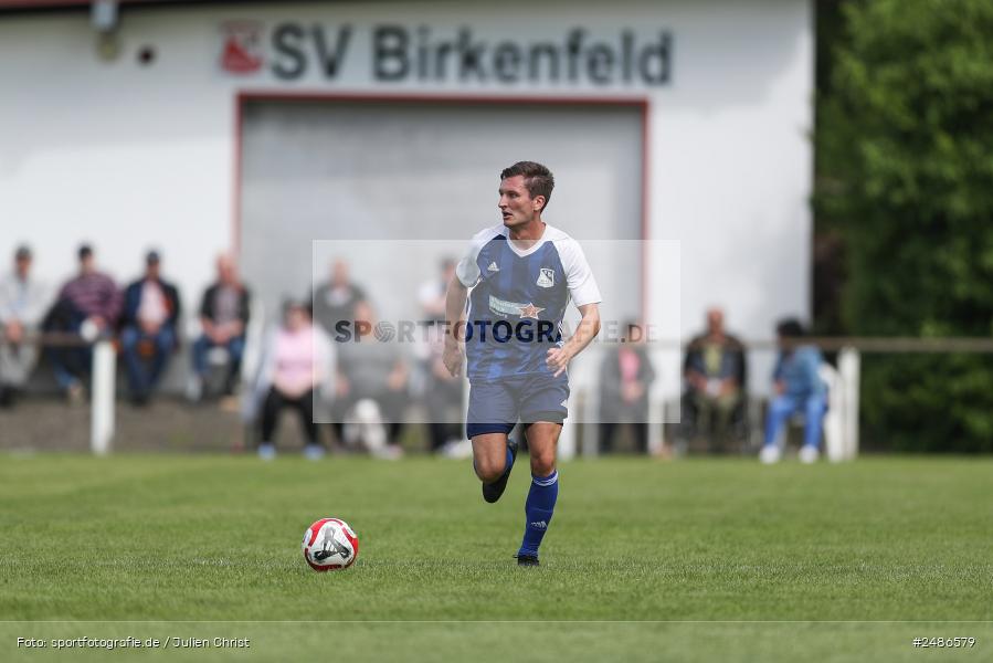 sport, action, Sportgelände, Siedler-SV Kitzingen, SVB, SV Birkenfeld, SSV, Fussball, Birkenfeld, Bezirksliga Unterfranken West, BFV, 28. Spieltag, 04.05.2025 - Bild-ID: 2486579 sport, action, Sportgelände, Siedler-SV Kitzingen, SVB, SV Birkenfeld, SSV, Fussball, Birkenfeld, Bezirksliga Unterfranken West, BFV, 28. Spieltag, 04.05.2025 - Bild-ID: 2486579
