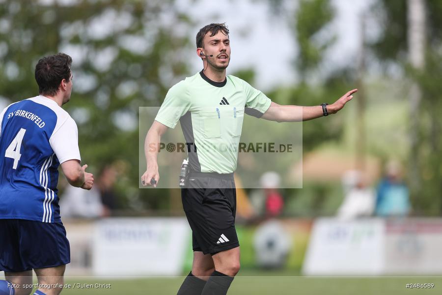 sport, action, Sportgelände, Siedler-SV Kitzingen, SVB, SV Birkenfeld, SSV, Fussball, Birkenfeld, Bezirksliga Unterfranken West, BFV, 28. Spieltag, 04.05.2025 - Bild-ID: 2486589 sport, action, Sportgelände, Siedler-SV Kitzingen, SVB, SV Birkenfeld, SSV, Fussball, Birkenfeld, Bezirksliga Unterfranken West, BFV, 28. Spieltag, 04.05.2025 - Bild-ID: 2486589