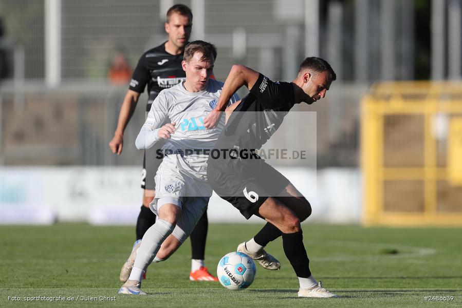 Stadion am Schönbusch, Aschaffenburg, 09.05.2025, sport, action, BFV, Fussball, 33. Spieltag, Regionalliga Bayern, FVI, SVA, FV Illertissen, SV Viktoria Aschaffenburg - Bild-ID: 2486639