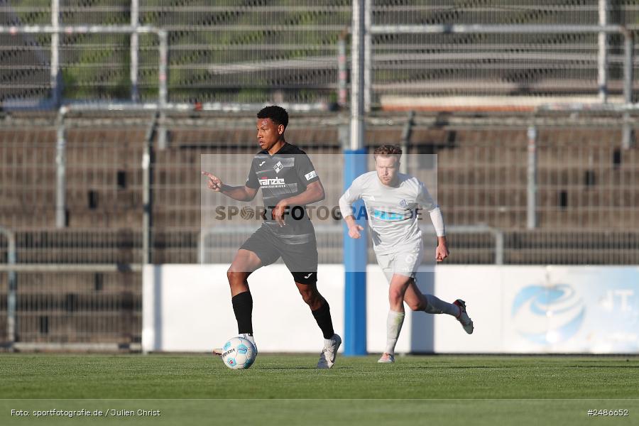Stadion am Schönbusch, Aschaffenburg, 09.05.2025, sport, action, BFV, Fussball, 33. Spieltag, Regionalliga Bayern, FVI, SVA, FV Illertissen, SV Viktoria Aschaffenburg - Bild-ID: 2486652 Stadion am Schönbusch, Aschaffenburg, 09.05.2025, sport, action, BFV, Fussball, 33. Spieltag, Regionalliga Bayern, FVI, SVA, FV Illertissen, SV Viktoria Aschaffenburg - Bild-ID: 2486652