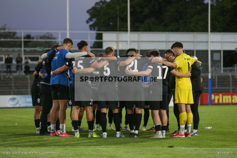 sport, action, Stadion am Schönbusch, SVA, SV Viktoria Aschaffenburg, Regionalliga Bayern, Fussball, FVI, FV Illertissen, BFV, Aschaffenburg, 33. Spieltag, 09.05.2025 - Bild-ID: 2486873 sport, action, Stadion am Schönbusch, SVA, SV Viktoria Aschaffenburg, Regionalliga Bayern, Fussball, FVI, FV Illertissen, BFV, Aschaffenburg, 33. Spieltag, 09.05.2025 - Bild-ID: 2486873