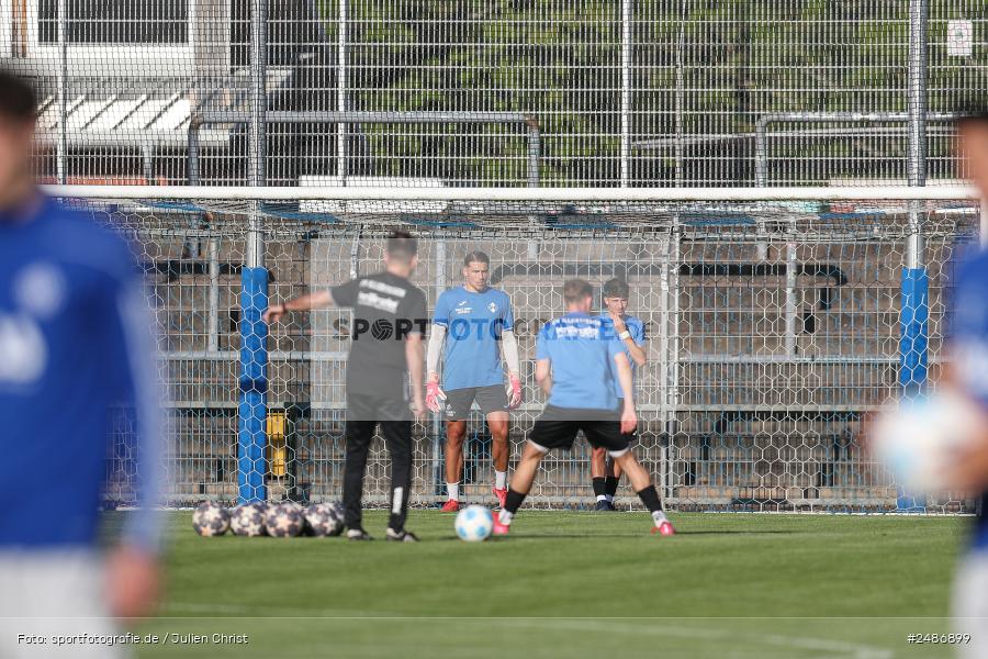 sport, action, Stadion am Schönbusch, SVA, SV Viktoria Aschaffenburg, Regionalliga Bayern, Fussball, FVI, FV Illertissen, BFV, Aschaffenburg, 33. Spieltag, 09.05.2025 - Bild-ID: 2486899 sport, action, Stadion am Schönbusch, SVA, SV Viktoria Aschaffenburg, Regionalliga Bayern, Fussball, FVI, FV Illertissen, BFV, Aschaffenburg, 33. Spieltag, 09.05.2025 - Bild-ID: 2486899