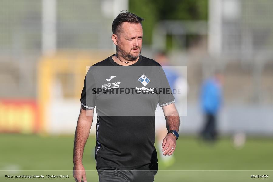 sport, action, Stadion am Schönbusch, SVA, SV Viktoria Aschaffenburg, Regionalliga Bayern, Fussball, FVI, FV Illertissen, BFV, Aschaffenburg, 33. Spieltag, 09.05.2025 - Bild-ID: 2486939 sport, action, Stadion am Schönbusch, SVA, SV Viktoria Aschaffenburg, Regionalliga Bayern, Fussball, FVI, FV Illertissen, BFV, Aschaffenburg, 33. Spieltag, 09.05.2025 - Bild-ID: 2486939