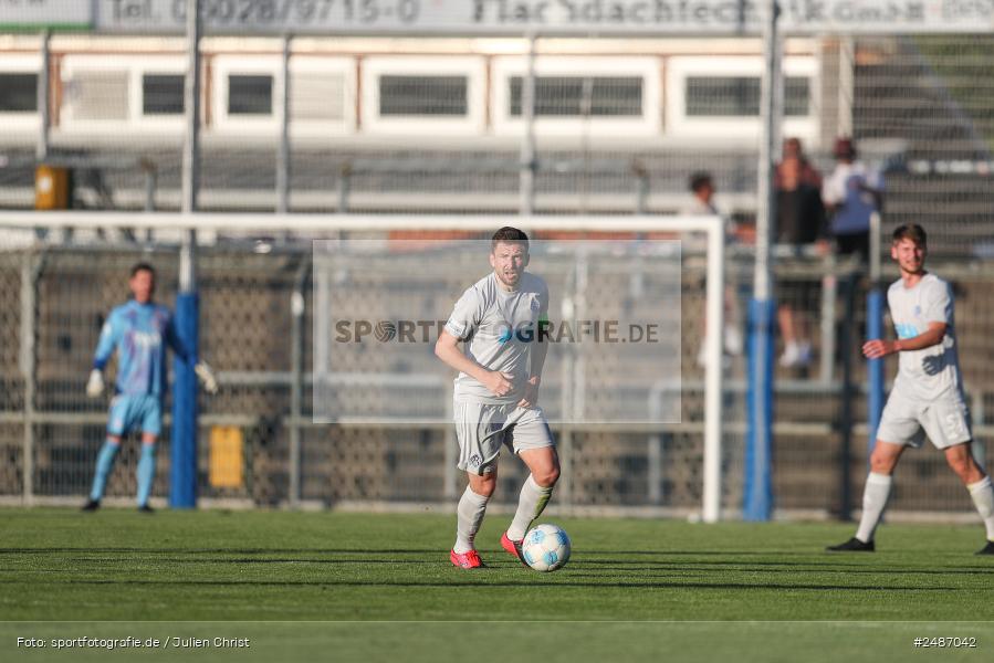 sport, action, Stadion am Schönbusch, SVA, SV Viktoria Aschaffenburg, Regionalliga Bayern, Fussball, FVI, FV Illertissen, BFV, Aschaffenburg, 33. Spieltag, 09.05.2025 - Bild-ID: 2487042 sport, action, Stadion am Schönbusch, SVA, SV Viktoria Aschaffenburg, Regionalliga Bayern, Fussball, FVI, FV Illertissen, BFV, Aschaffenburg, 33. Spieltag, 09.05.2025 - Bild-ID: 2487042