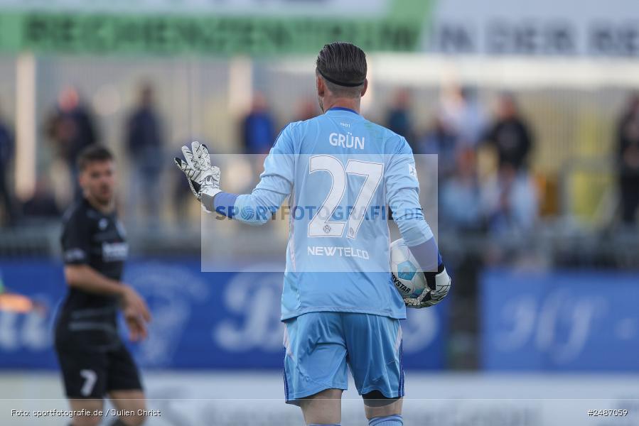 sport, action, Stadion am Schönbusch, SVA, SV Viktoria Aschaffenburg, Regionalliga Bayern, Fussball, FVI, FV Illertissen, BFV, Aschaffenburg, 33. Spieltag, 09.05.2025 - Bild-ID: 2487059 sport, action, Stadion am Schönbusch, SVA, SV Viktoria Aschaffenburg, Regionalliga Bayern, Fussball, FVI, FV Illertissen, BFV, Aschaffenburg, 33. Spieltag, 09.05.2025 - Bild-ID: 2487059
