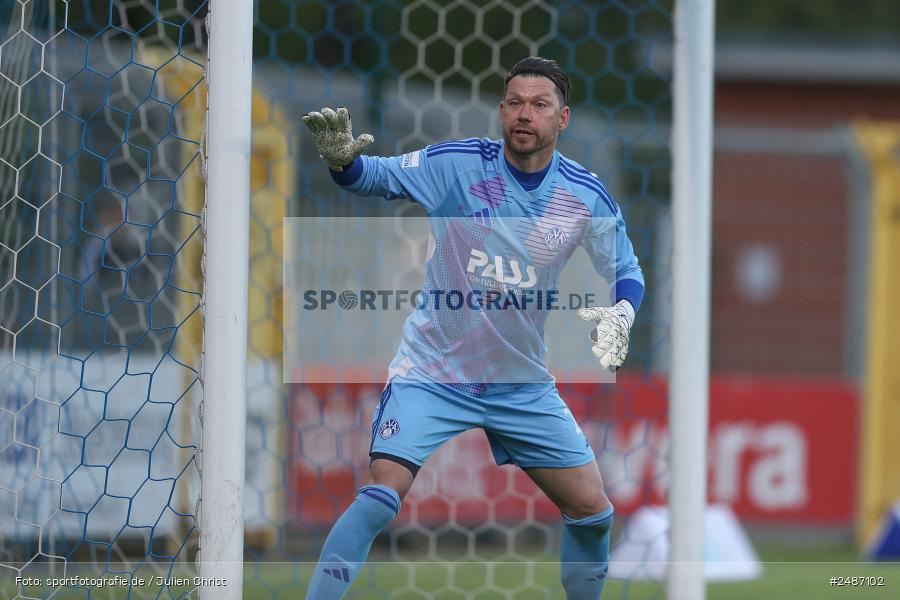 sport, action, Stadion am Schönbusch, SVA, SV Viktoria Aschaffenburg, Regionalliga Bayern, Fussball, FVI, FV Illertissen, BFV, Aschaffenburg, 33. Spieltag, 09.05.2025 - Bild-ID: 2487102 sport, action, Stadion am Schönbusch, SVA, SV Viktoria Aschaffenburg, Regionalliga Bayern, Fussball, FVI, FV Illertissen, BFV, Aschaffenburg, 33. Spieltag, 09.05.2025 - Bild-ID: 2487102