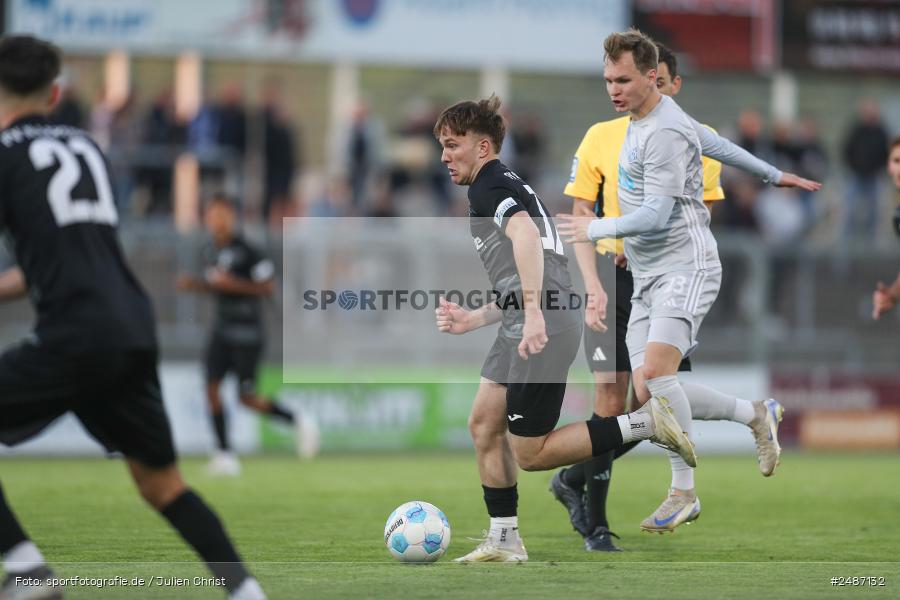 sport, action, Stadion am Schönbusch, SVA, SV Viktoria Aschaffenburg, Regionalliga Bayern, Fussball, FVI, FV Illertissen, BFV, Aschaffenburg, 33. Spieltag, 09.05.2025 - Bild-ID: 2487132
