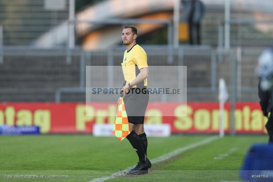 sport, action, Stadion am Schönbusch, SVA, SV Viktoria Aschaffenburg, Regionalliga Bayern, Fussball, FVI, FV Illertissen, BFV, Aschaffenburg, 33. Spieltag, 09.05.2025 - Bild-ID: 2487136 sport, action, Stadion am Schönbusch, SVA, SV Viktoria Aschaffenburg, Regionalliga Bayern, Fussball, FVI, FV Illertissen, BFV, Aschaffenburg, 33. Spieltag, 09.05.2025 - Bild-ID: 2487136