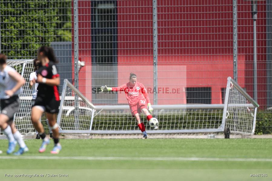sport, action, SGE, Regionalliga Süd, KR-F. Riederwald, Fussball, Frankfurt, FFC, Eintracht Frankfurt U19, 11.05.2025, 1. FFC Hof - Bild-ID: 2487383 sport, action, SGE, Regionalliga Süd, KR-F. Riederwald, Fussball, Frankfurt, FFC, Eintracht Frankfurt U19, 11.05.2025, 1. FFC Hof - Bild-ID: 2487383
