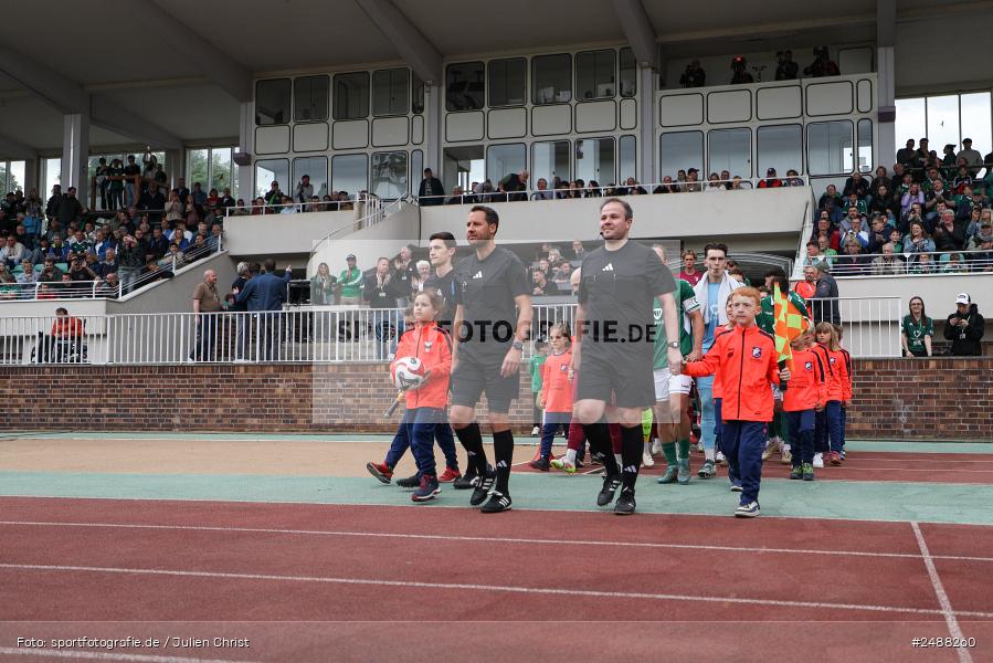 sport, action, Schweinfurt, Sachs Stadion, Regionalliga Bayern, Fussball, FCS, FCA, FC Augsburg II, BFV, 34. Spieltag, 16.05.2025, 1. FC Schweinfurt 1905 - Bild-ID: 2488260 sport, action, Schweinfurt, Sachs Stadion, Regionalliga Bayern, Fussball, FCS, FCA, FC Augsburg II, BFV, 34. Spieltag, 16.05.2025, 1. FC Schweinfurt 1905 - Bild-ID: 2488260