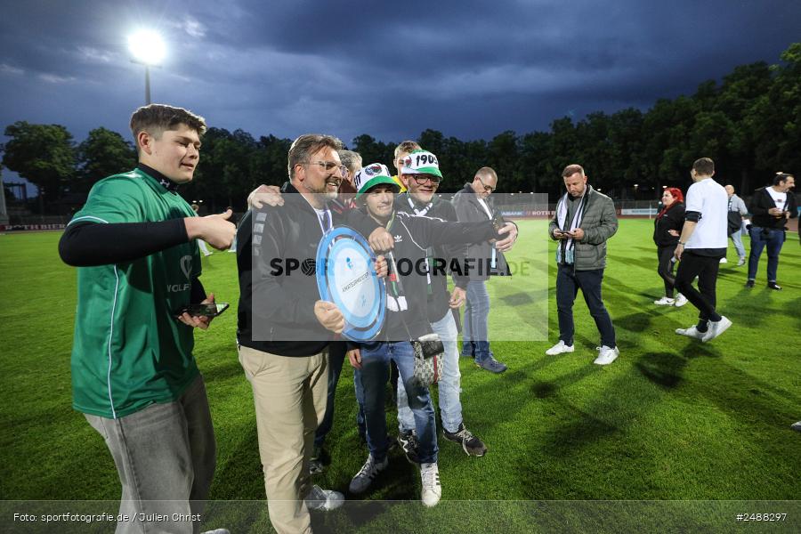 sport, action, Schweinfurt, Sachs Stadion, Regionalliga Bayern, Fussball, FCS, FCA, FC Augsburg II, BFV, 34. Spieltag, 16.05.2025, 1. FC Schweinfurt 1905 - Bild-ID: 2488297 sport, action, Schweinfurt, Sachs Stadion, Regionalliga Bayern, Fussball, FCS, FCA, FC Augsburg II, BFV, 34. Spieltag, 16.05.2025, 1. FC Schweinfurt 1905 - Bild-ID: 2488297