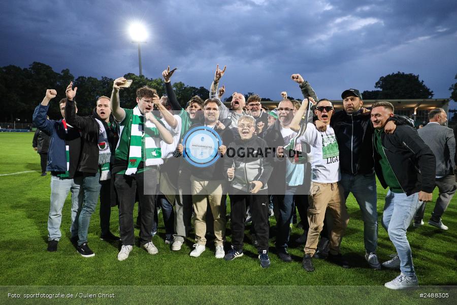 sport, action, Schweinfurt, Sachs Stadion, Regionalliga Bayern, Fussball, FCS, FCA, FC Augsburg II, BFV, 34. Spieltag, 16.05.2025, 1. FC Schweinfurt 1905 - Bild-ID: 2488305 sport, action, Schweinfurt, Sachs Stadion, Regionalliga Bayern, Fussball, FCS, FCA, FC Augsburg II, BFV, 34. Spieltag, 16.05.2025, 1. FC Schweinfurt 1905 - Bild-ID: 2488305