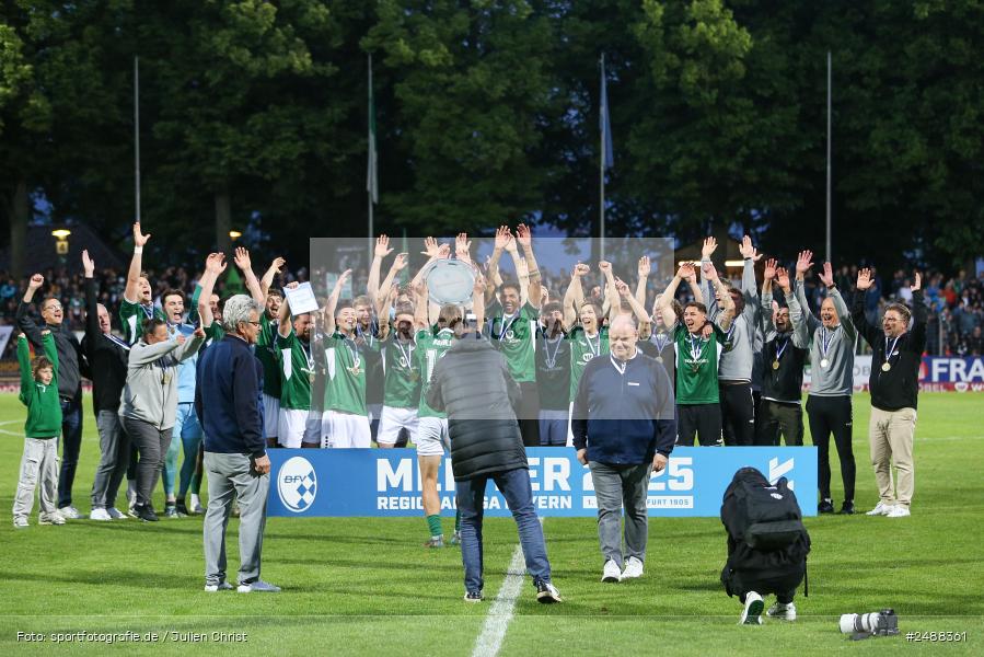 sport, action, Schweinfurt, Sachs Stadion, Regionalliga Bayern, Fussball, FCS, FCA, FC Augsburg II, BFV, 34. Spieltag, 16.05.2025, 1. FC Schweinfurt 1905 - Bild-ID: 2488361 sport, action, Schweinfurt, Sachs Stadion, Regionalliga Bayern, Fussball, FCS, FCA, FC Augsburg II, BFV, 34. Spieltag, 16.05.2025, 1. FC Schweinfurt 1905 - Bild-ID: 2488361