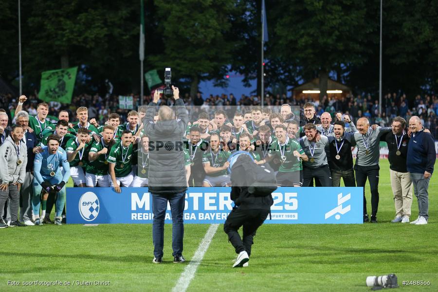 sport, action, Schweinfurt, Sachs Stadion, Regionalliga Bayern, Fussball, FCS, FCA, FC Augsburg II, BFV, 34. Spieltag, 16.05.2025, 1. FC Schweinfurt 1905 - Bild-ID: 2488366 sport, action, Schweinfurt, Sachs Stadion, Regionalliga Bayern, Fussball, FCS, FCA, FC Augsburg II, BFV, 34. Spieltag, 16.05.2025, 1. FC Schweinfurt 1905 - Bild-ID: 2488366