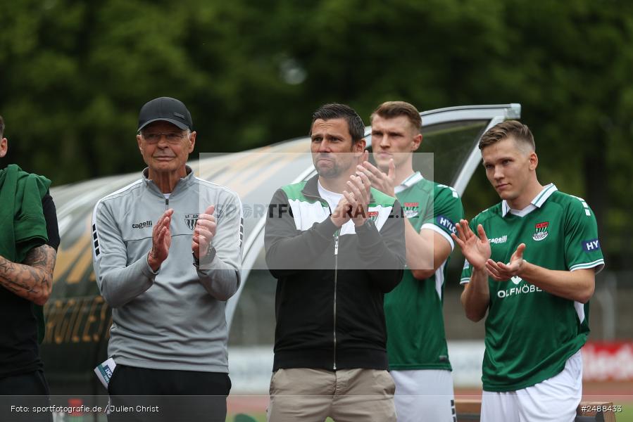 sport, action, Schweinfurt, Sachs Stadion, Regionalliga Bayern, Fussball, FCS, FCA, FC Augsburg II, BFV, 34. Spieltag, 16.05.2025, 1. FC Schweinfurt 1905 - Bild-ID: 2488433 sport, action, Schweinfurt, Sachs Stadion, Regionalliga Bayern, Fussball, FCS, FCA, FC Augsburg II, BFV, 34. Spieltag, 16.05.2025, 1. FC Schweinfurt 1905 - Bild-ID: 2488433