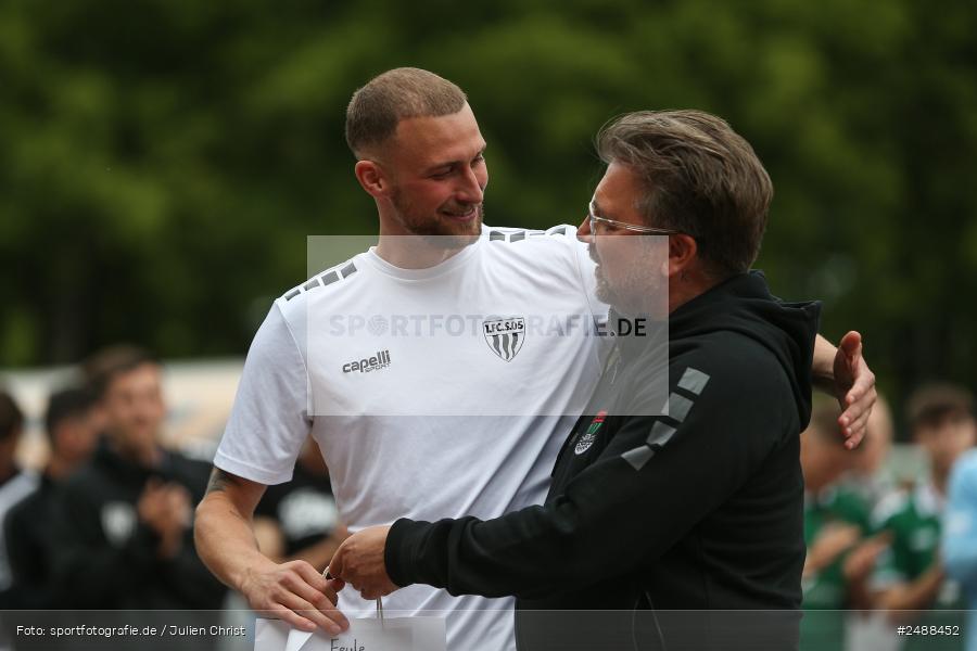 sport, action, Schweinfurt, Sachs Stadion, Regionalliga Bayern, Fussball, FCS, FCA, FC Augsburg II, BFV, 34. Spieltag, 16.05.2025, 1. FC Schweinfurt 1905 - Bild-ID: 2488452