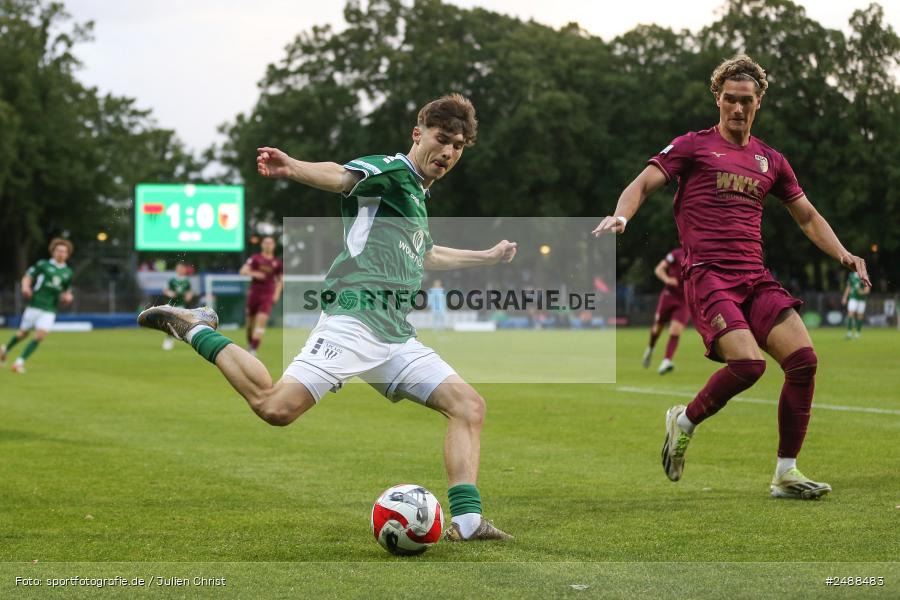 sport, action, Schweinfurt, Sachs Stadion, Regionalliga Bayern, Fussball, FCS, FCA, FC Augsburg II, BFV, 34. Spieltag, 16.05.2025, 1. FC Schweinfurt 1905 - Bild-ID: 2488483 sport, action, Schweinfurt, Sachs Stadion, Regionalliga Bayern, Fussball, FCS, FCA, FC Augsburg II, BFV, 34. Spieltag, 16.05.2025, 1. FC Schweinfurt 1905 - Bild-ID: 2488483