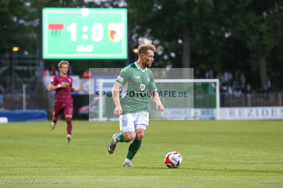 sport, action, Schweinfurt, Sachs Stadion, Regionalliga Bayern, Fussball, FCS, FCA, FC Augsburg II, BFV, 34. Spieltag, 16.05.2025, 1. FC Schweinfurt 1905 - Bild-ID: 2488498 sport, action, Schweinfurt, Sachs Stadion, Regionalliga Bayern, Fussball, FCS, FCA, FC Augsburg II, BFV, 34. Spieltag, 16.05.2025, 1. FC Schweinfurt 1905 - Bild-ID: 2488498
