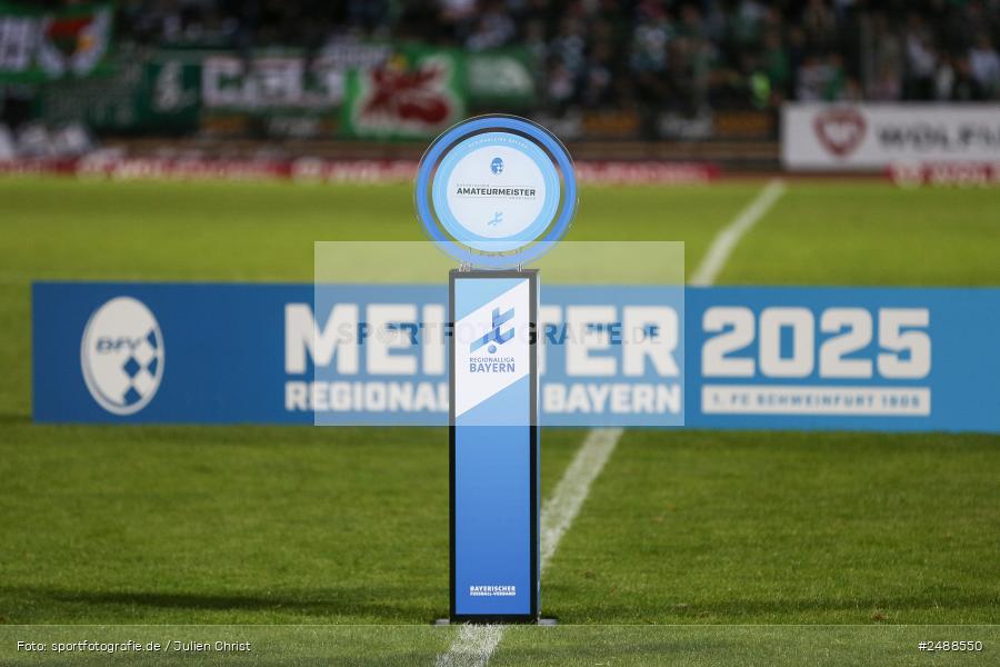 sport, action, Schweinfurt, Sachs Stadion, Regionalliga Bayern, Fussball, FCS, FCA, FC Augsburg II, BFV, 34. Spieltag, 16.05.2025, 1. FC Schweinfurt 1905 - Bild-ID: 2488550 sport, action, Schweinfurt, Sachs Stadion, Regionalliga Bayern, Fussball, FCS, FCA, FC Augsburg II, BFV, 34. Spieltag, 16.05.2025, 1. FC Schweinfurt 1905 - Bild-ID: 2488550