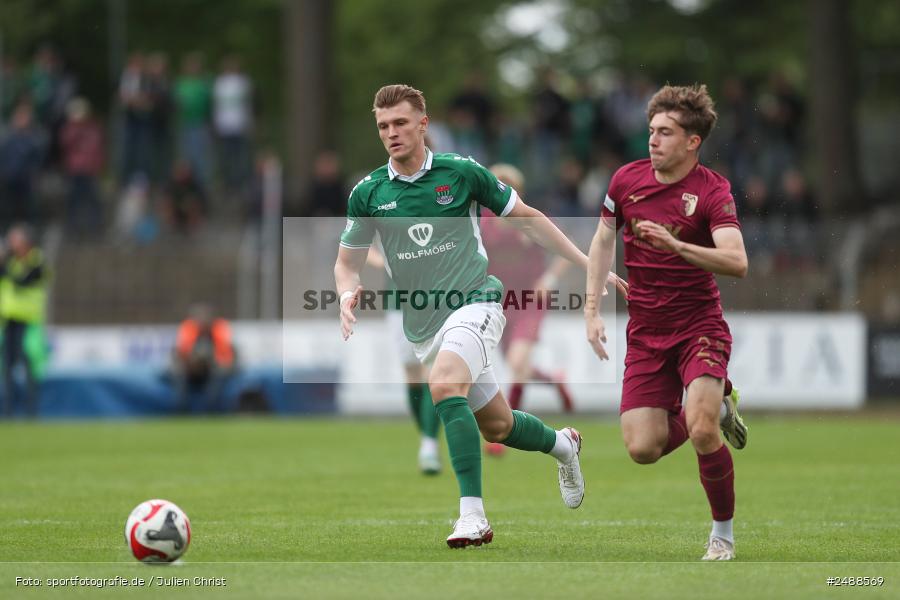 sport, action, Schweinfurt, Sachs Stadion, Regionalliga Bayern, Fussball, FCS, FCA, FC Augsburg II, BFV, 34. Spieltag, 16.05.2025, 1. FC Schweinfurt 1905 - Bild-ID: 2488569 sport, action, Schweinfurt, Sachs Stadion, Regionalliga Bayern, Fussball, FCS, FCA, FC Augsburg II, BFV, 34. Spieltag, 16.05.2025, 1. FC Schweinfurt 1905 - Bild-ID: 2488569