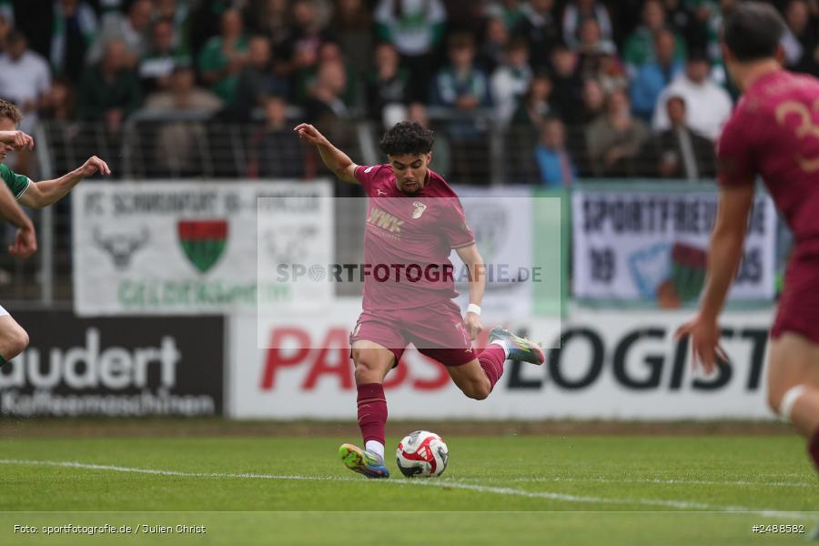 sport, action, Schweinfurt, Sachs Stadion, Regionalliga Bayern, Fussball, FCS, FCA, FC Augsburg II, BFV, 34. Spieltag, 16.05.2025, 1. FC Schweinfurt 1905 - Bild-ID: 2488582