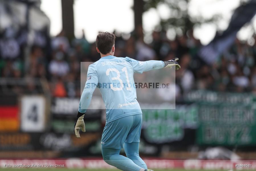 sport, action, Schweinfurt, Sachs Stadion, Regionalliga Bayern, Fussball, FCS, FCA, FC Augsburg II, BFV, 34. Spieltag, 16.05.2025, 1. FC Schweinfurt 1905 - Bild-ID: 2488587