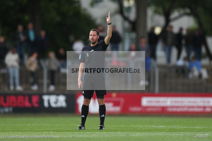 sport, action, Schweinfurt, Sachs Stadion, Regionalliga Bayern, Fussball, FCS, FCA, FC Augsburg II, BFV, 34. Spieltag, 16.05.2025, 1. FC Schweinfurt 1905 - Bild-ID: 2488632