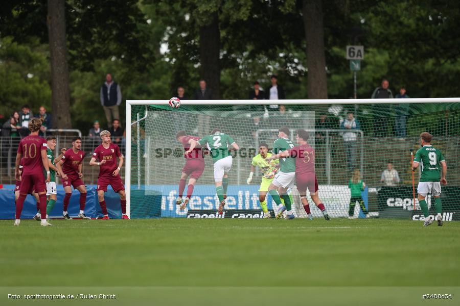 sport, action, Schweinfurt, Sachs Stadion, Regionalliga Bayern, Fussball, FCS, FCA, FC Augsburg II, BFV, 34. Spieltag, 16.05.2025, 1. FC Schweinfurt 1905 - Bild-ID: 2488636