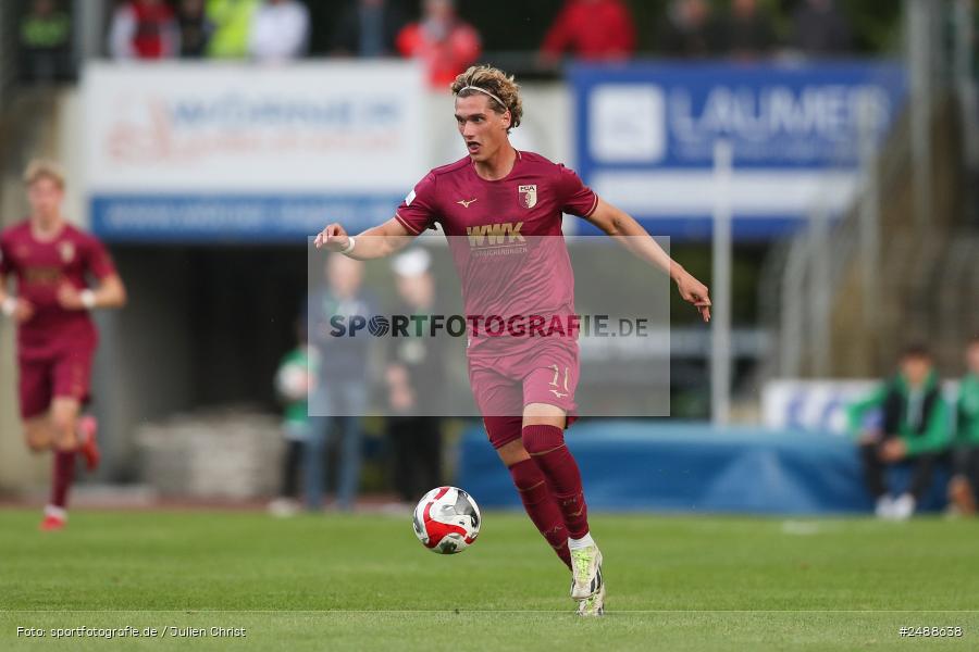 sport, action, Schweinfurt, Sachs Stadion, Regionalliga Bayern, Fussball, FCS, FCA, FC Augsburg II, BFV, 34. Spieltag, 16.05.2025, 1. FC Schweinfurt 1905 - Bild-ID: 2488638 sport, action, Schweinfurt, Sachs Stadion, Regionalliga Bayern, Fussball, FCS, FCA, FC Augsburg II, BFV, 34. Spieltag, 16.05.2025, 1. FC Schweinfurt 1905 - Bild-ID: 2488638