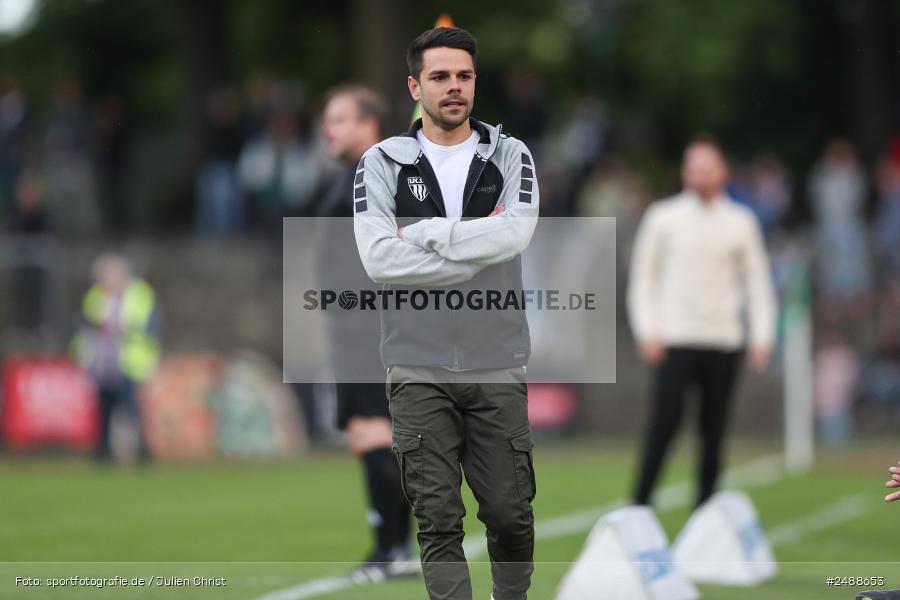 sport, action, Schweinfurt, Sachs Stadion, Regionalliga Bayern, Fussball, FCS, FCA, FC Augsburg II, BFV, 34. Spieltag, 16.05.2025, 1. FC Schweinfurt 1905 - Bild-ID: 2488653