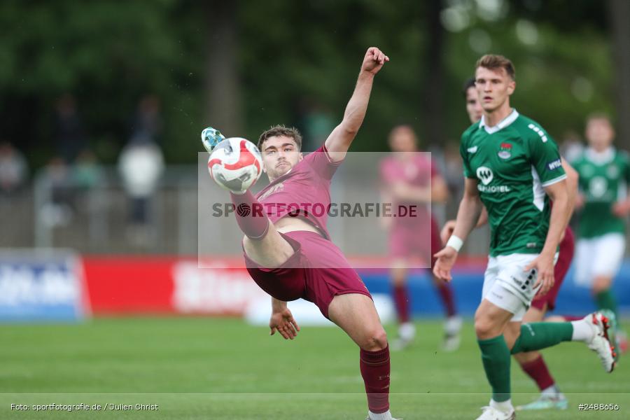 sport, action, Schweinfurt, Sachs Stadion, Regionalliga Bayern, Fussball, FCS, FCA, FC Augsburg II, BFV, 34. Spieltag, 16.05.2025, 1. FC Schweinfurt 1905 - Bild-ID: 2488656