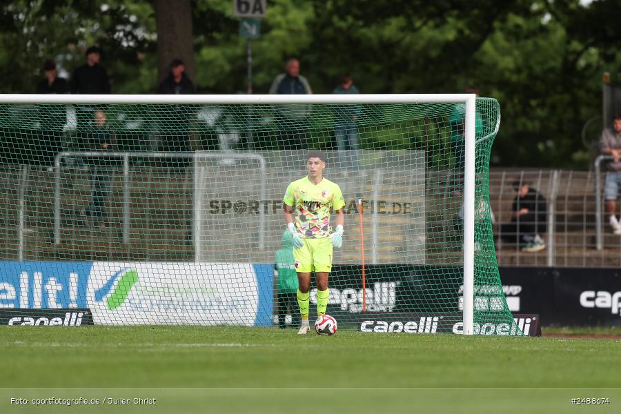 sport, action, Schweinfurt, Sachs Stadion, Regionalliga Bayern, Fussball, FCS, FCA, FC Augsburg II, BFV, 34. Spieltag, 16.05.2025, 1. FC Schweinfurt 1905 - Bild-ID: 2488674 sport, action, Schweinfurt, Sachs Stadion, Regionalliga Bayern, Fussball, FCS, FCA, FC Augsburg II, BFV, 34. Spieltag, 16.05.2025, 1. FC Schweinfurt 1905 - Bild-ID: 2488674