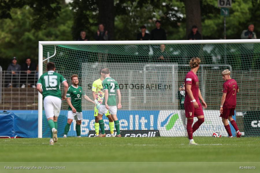 sport, action, Schweinfurt, Sachs Stadion, Regionalliga Bayern, Fussball, FCS, FCA, FC Augsburg II, BFV, 34. Spieltag, 16.05.2025, 1. FC Schweinfurt 1905 - Bild-ID: 2488676 sport, action, Schweinfurt, Sachs Stadion, Regionalliga Bayern, Fussball, FCS, FCA, FC Augsburg II, BFV, 34. Spieltag, 16.05.2025, 1. FC Schweinfurt 1905 - Bild-ID: 2488676