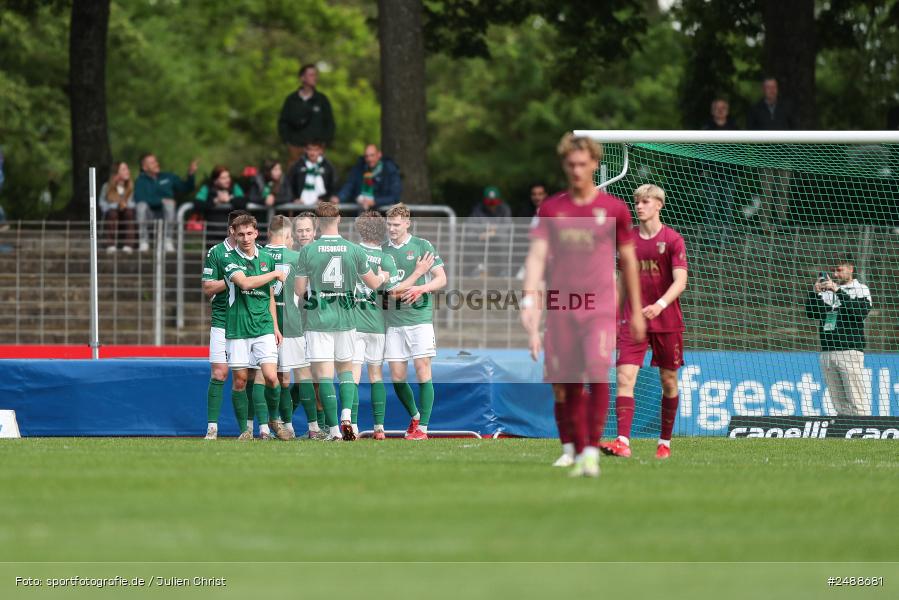 sport, action, Schweinfurt, Sachs Stadion, Regionalliga Bayern, Fussball, FCS, FCA, FC Augsburg II, BFV, 34. Spieltag, 16.05.2025, 1. FC Schweinfurt 1905 - Bild-ID: 2488681 sport, action, Schweinfurt, Sachs Stadion, Regionalliga Bayern, Fussball, FCS, FCA, FC Augsburg II, BFV, 34. Spieltag, 16.05.2025, 1. FC Schweinfurt 1905 - Bild-ID: 2488681