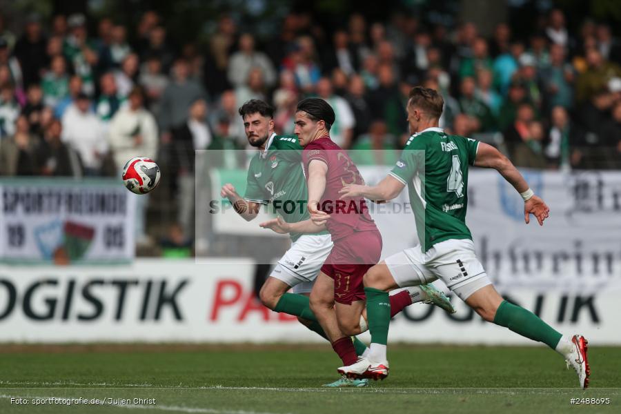 sport, action, Schweinfurt, Sachs Stadion, Regionalliga Bayern, Fussball, FCS, FCA, FC Augsburg II, BFV, 34. Spieltag, 16.05.2025, 1. FC Schweinfurt 1905 - Bild-ID: 2488695