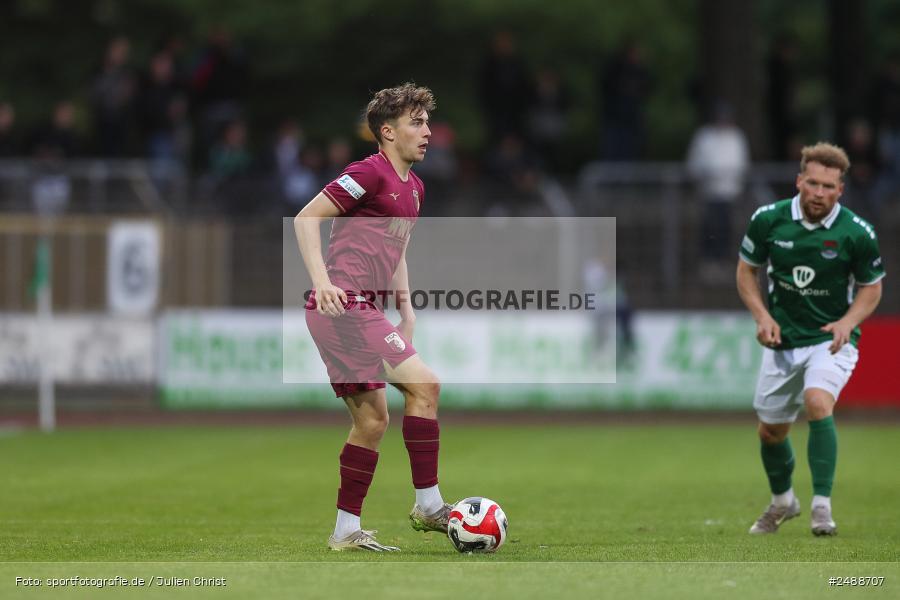 sport, action, Schweinfurt, Sachs Stadion, Regionalliga Bayern, Fussball, FCS, FCA, FC Augsburg II, BFV, 34. Spieltag, 16.05.2025, 1. FC Schweinfurt 1905 - Bild-ID: 2488707 sport, action, Schweinfurt, Sachs Stadion, Regionalliga Bayern, Fussball, FCS, FCA, FC Augsburg II, BFV, 34. Spieltag, 16.05.2025, 1. FC Schweinfurt 1905 - Bild-ID: 2488707