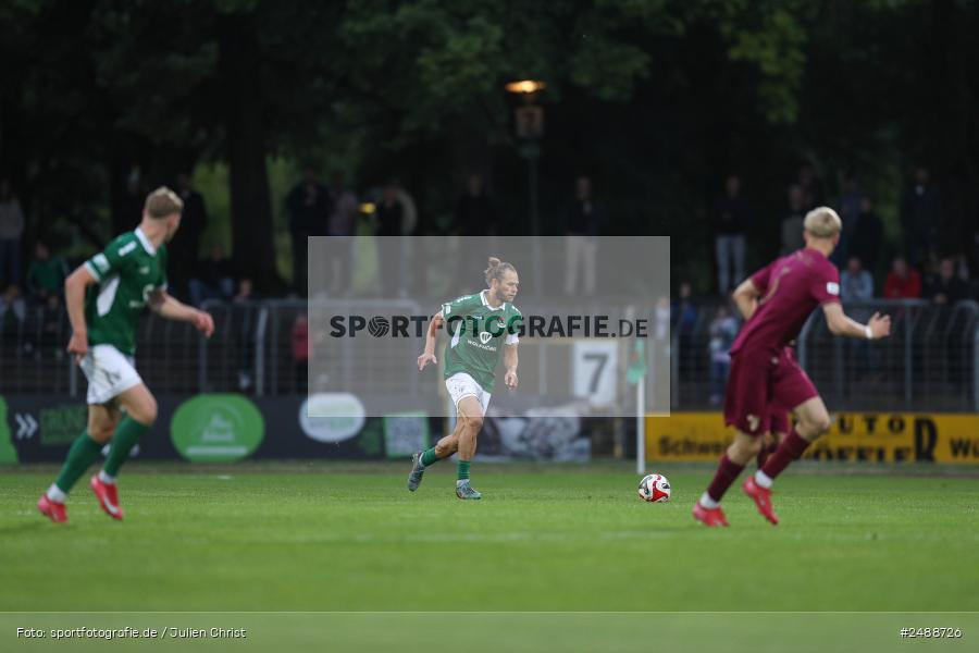sport, action, Schweinfurt, Sachs Stadion, Regionalliga Bayern, Fussball, FCS, FCA, FC Augsburg II, BFV, 34. Spieltag, 16.05.2025, 1. FC Schweinfurt 1905 - Bild-ID: 2488726 sport, action, Schweinfurt, Sachs Stadion, Regionalliga Bayern, Fussball, FCS, FCA, FC Augsburg II, BFV, 34. Spieltag, 16.05.2025, 1. FC Schweinfurt 1905 - Bild-ID: 2488726