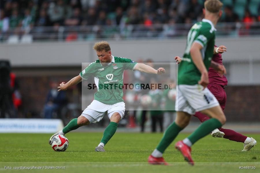 sport, action, Schweinfurt, Sachs Stadion, Regionalliga Bayern, Fussball, FCS, FCA, FC Augsburg II, BFV, 34. Spieltag, 16.05.2025, 1. FC Schweinfurt 1905 - Bild-ID: 2488730