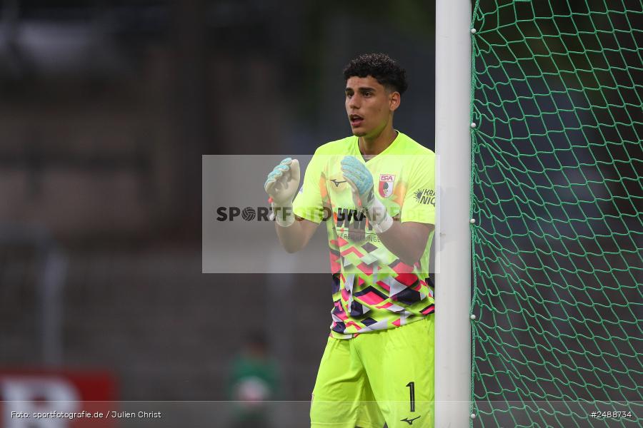 sport, action, Schweinfurt, Sachs Stadion, Regionalliga Bayern, Fussball, FCS, FCA, FC Augsburg II, BFV, 34. Spieltag, 16.05.2025, 1. FC Schweinfurt 1905 - Bild-ID: 2488734 sport, action, Schweinfurt, Sachs Stadion, Regionalliga Bayern, Fussball, FCS, FCA, FC Augsburg II, BFV, 34. Spieltag, 16.05.2025, 1. FC Schweinfurt 1905 - Bild-ID: 2488734
