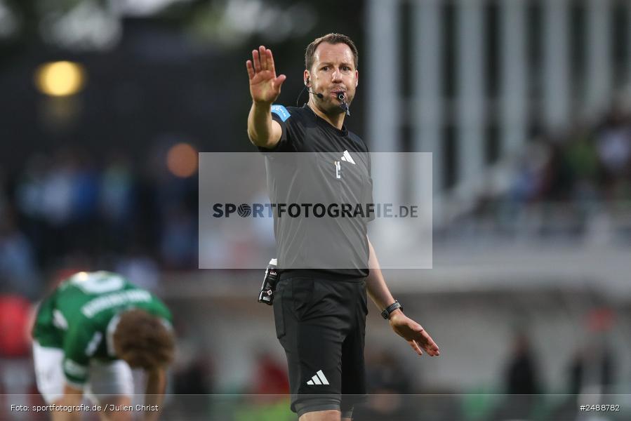 sport, action, Schweinfurt, Sachs Stadion, Regionalliga Bayern, Fussball, FCS, FCA, FC Augsburg II, BFV, 34. Spieltag, 16.05.2025, 1. FC Schweinfurt 1905 - Bild-ID: 2488782 sport, action, Schweinfurt, Sachs Stadion, Regionalliga Bayern, Fussball, FCS, FCA, FC Augsburg II, BFV, 34. Spieltag, 16.05.2025, 1. FC Schweinfurt 1905 - Bild-ID: 2488782