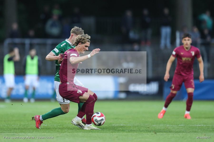 sport, action, Schweinfurt, Sachs Stadion, Regionalliga Bayern, Fussball, FCS, FCA, FC Augsburg II, BFV, 34. Spieltag, 16.05.2025, 1. FC Schweinfurt 1905 - Bild-ID: 2488807