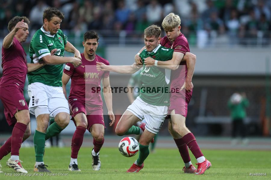 sport, action, Schweinfurt, Sachs Stadion, Regionalliga Bayern, Fussball, FCS, FCA, FC Augsburg II, BFV, 34. Spieltag, 16.05.2025, 1. FC Schweinfurt 1905 - Bild-ID: 2488814 sport, action, Schweinfurt, Sachs Stadion, Regionalliga Bayern, Fussball, FCS, FCA, FC Augsburg II, BFV, 34. Spieltag, 16.05.2025, 1. FC Schweinfurt 1905 - Bild-ID: 2488814