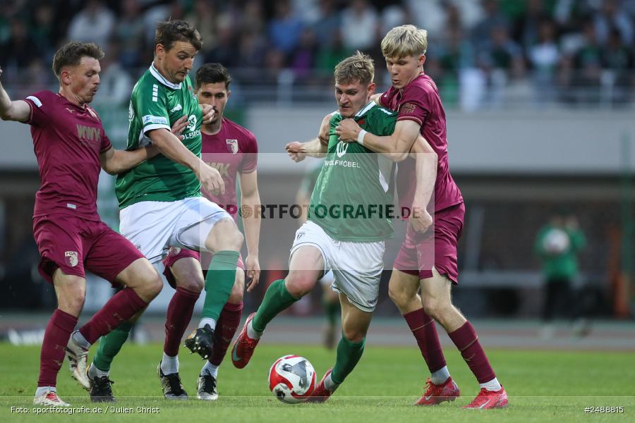 sport, action, Schweinfurt, Sachs Stadion, Regionalliga Bayern, Fussball, FCS, FCA, FC Augsburg II, BFV, 34. Spieltag, 16.05.2025, 1. FC Schweinfurt 1905 - Bild-ID: 2488815