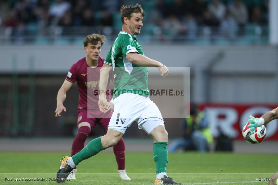 sport, action, Schweinfurt, Sachs Stadion, Regionalliga Bayern, Fussball, FCS, FCA, FC Augsburg II, BFV, 34. Spieltag, 16.05.2025, 1. FC Schweinfurt 1905 - Bild-ID: 2488817 sport, action, Schweinfurt, Sachs Stadion, Regionalliga Bayern, Fussball, FCS, FCA, FC Augsburg II, BFV, 34. Spieltag, 16.05.2025, 1. FC Schweinfurt 1905 - Bild-ID: 2488817