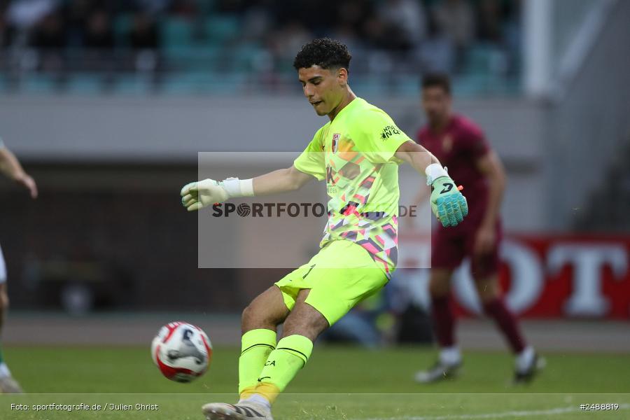 sport, action, Schweinfurt, Sachs Stadion, Regionalliga Bayern, Fussball, FCS, FCA, FC Augsburg II, BFV, 34. Spieltag, 16.05.2025, 1. FC Schweinfurt 1905 - Bild-ID: 2488819 sport, action, Schweinfurt, Sachs Stadion, Regionalliga Bayern, Fussball, FCS, FCA, FC Augsburg II, BFV, 34. Spieltag, 16.05.2025, 1. FC Schweinfurt 1905 - Bild-ID: 2488819