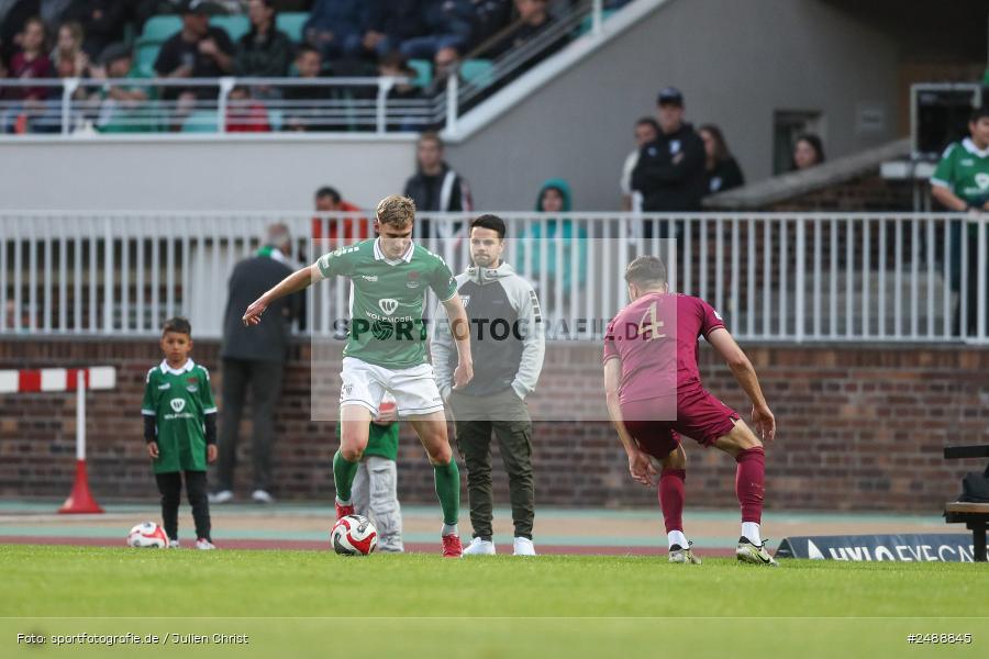 sport, action, Schweinfurt, Sachs Stadion, Regionalliga Bayern, Fussball, FCS, FCA, FC Augsburg II, BFV, 34. Spieltag, 16.05.2025, 1. FC Schweinfurt 1905 - Bild-ID: 2488845 sport, action, Schweinfurt, Sachs Stadion, Regionalliga Bayern, Fussball, FCS, FCA, FC Augsburg II, BFV, 34. Spieltag, 16.05.2025, 1. FC Schweinfurt 1905 - Bild-ID: 2488845