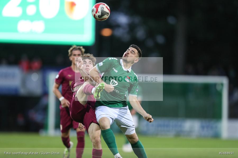 sport, action, Schweinfurt, Sachs Stadion, Regionalliga Bayern, Fussball, FCS, FCA, FC Augsburg II, BFV, 34. Spieltag, 16.05.2025, 1. FC Schweinfurt 1905 - Bild-ID: 2488931