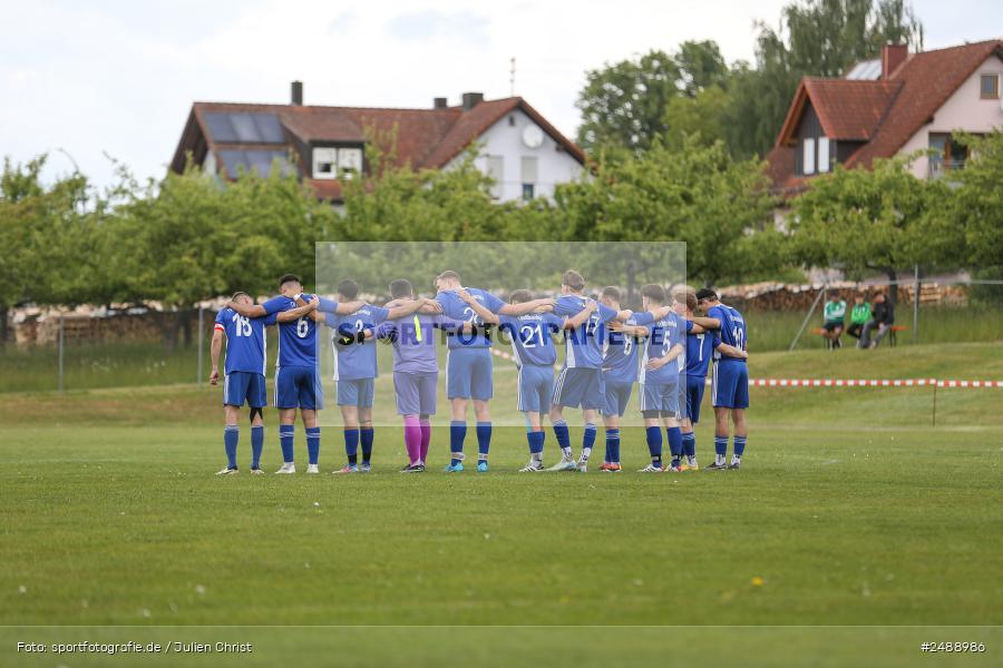 sport, action, TV Marktheidenfeld, Sportgelände, Schollbrunn, SC Schollbrunn, Fussball, BFV, A-Klasse Würzburg Gr. 4, 17.05.2025 - Bild-ID: 2488986